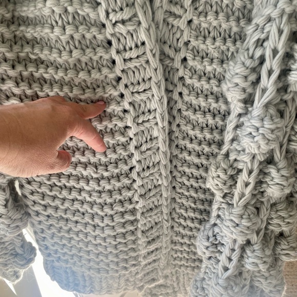 VINTAGE handmade Cardigan with puff arms - Picture 4 of 4